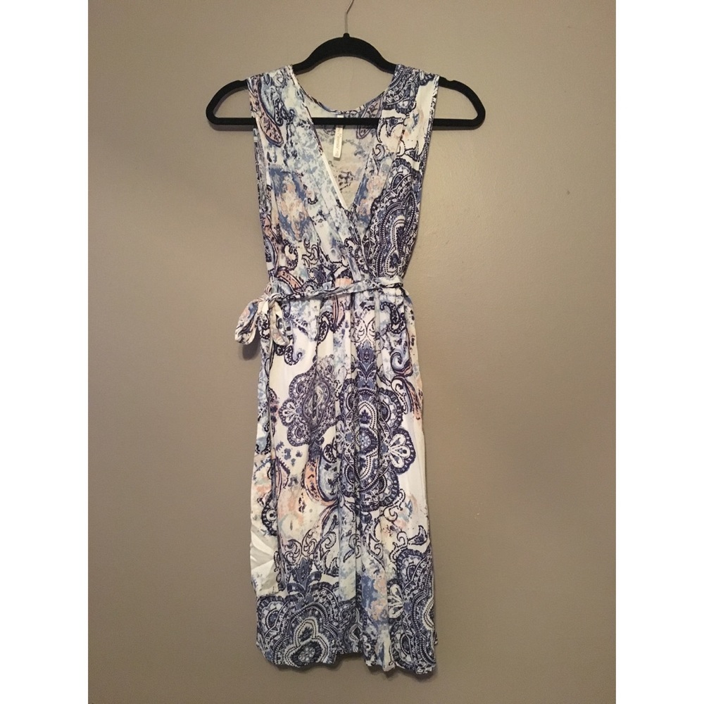 White and blue maternity dress